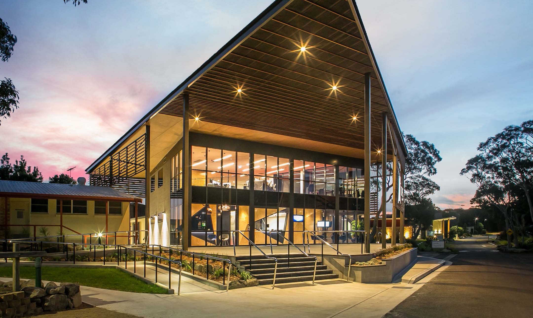 The Tops Contact Book Now Stanwell Tops Conference Centre